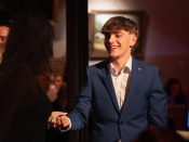 Nutzen Sie die Macht der Tastatur! Die Pfeiltasten schalten die Bilder weiter. (148/233)