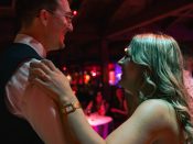 Nutzen Sie die Macht der Tastatur! Die Pfeiltasten schalten die Bilder weiter. (186/233)