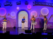 Nutzen Sie die Macht der Tastatur! Die Pfeiltasten schalten die Bilder weiter. (101/191)