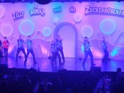 Nutzen Sie die Macht der Tastatur! Die Pfeiltasten schalten die Bilder weiter. (144/191)