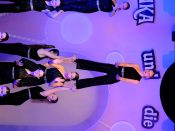 Nutzen Sie die Macht der Tastatur! Die Pfeiltasten schalten die Bilder weiter. (157/276)