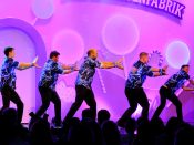 Nutzen Sie die Macht der Tastatur! Die Pfeiltasten schalten die Bilder weiter. (196/276)