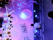 Nutzen Sie die Macht der Tastatur! Die Pfeiltasten schalten die Bilder weiter. (247/276)