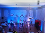 Nutzen Sie die Macht der Tastatur! Die Pfeiltasten schalten die Bilder weiter. (262/274)