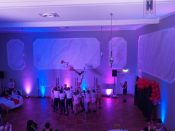 Nutzen Sie die Macht der Tastatur! Die Pfeiltasten schalten die Bilder weiter. (264/274)