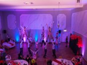 Nutzen Sie die Macht der Tastatur! Die Pfeiltasten schalten die Bilder weiter. (265/274)