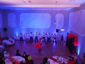 Nutzen Sie die Macht der Tastatur! Die Pfeiltasten schalten die Bilder weiter. (267/274)