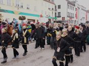Nutzen Sie die Macht der Tastatur! Die Pfeiltasten schalten die Bilder weiter. (129/527)