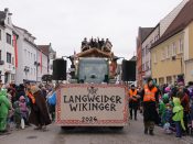 Nutzen Sie die Macht der Tastatur! Die Pfeiltasten schalten die Bilder weiter. (134/527)