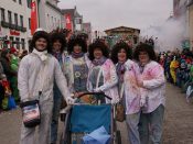 Nutzen Sie die Macht der Tastatur! Die Pfeiltasten schalten die Bilder weiter. (163/527)