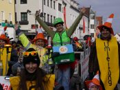 Nutzen Sie die Macht der Tastatur! Die Pfeiltasten schalten die Bilder weiter. (212/527)