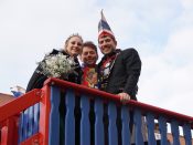 Nutzen Sie die Macht der Tastatur! Die Pfeiltasten schalten die Bilder weiter. (220/527)