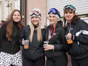 Nutzen Sie die Macht der Tastatur! Die Pfeiltasten schalten die Bilder weiter. (238/527)