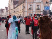 Nutzen Sie die Macht der Tastatur! Die Pfeiltasten schalten die Bilder weiter. (271/527)