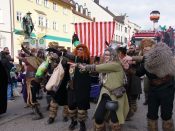 Nutzen Sie die Macht der Tastatur! Die Pfeiltasten schalten die Bilder weiter. (285/527)