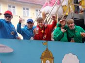 Nutzen Sie die Macht der Tastatur! Die Pfeiltasten schalten die Bilder weiter. (294/527)