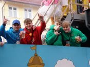 Nutzen Sie die Macht der Tastatur! Die Pfeiltasten schalten die Bilder weiter. (295/527)