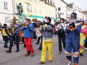Nutzen Sie die Macht der Tastatur! Die Pfeiltasten schalten die Bilder weiter. (331/527)