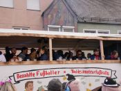 Nutzen Sie die Macht der Tastatur! Die Pfeiltasten schalten die Bilder weiter. (371/527)