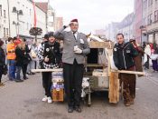Nutzen Sie die Macht der Tastatur! Die Pfeiltasten schalten die Bilder weiter. (380/527)