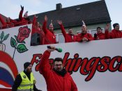 Nutzen Sie die Macht der Tastatur! Die Pfeiltasten schalten die Bilder weiter. (506/527)